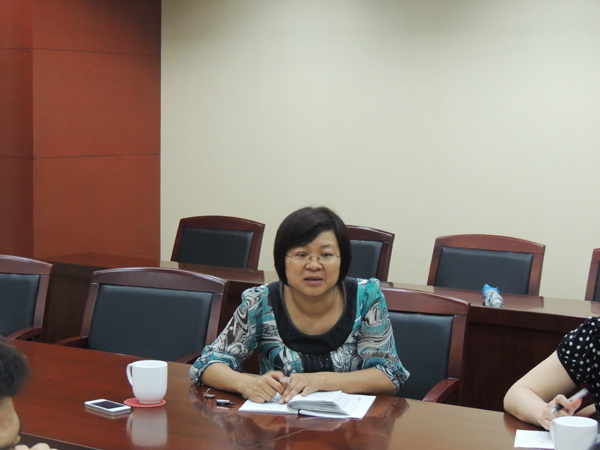 2、德彩网社会服务处处长介绍常州开展活动情况